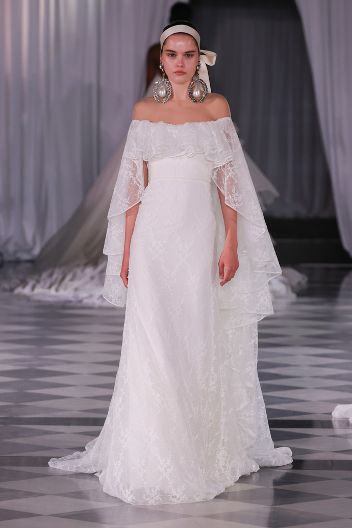 Giambattista Valli bridal
Giambattista Valli bridal