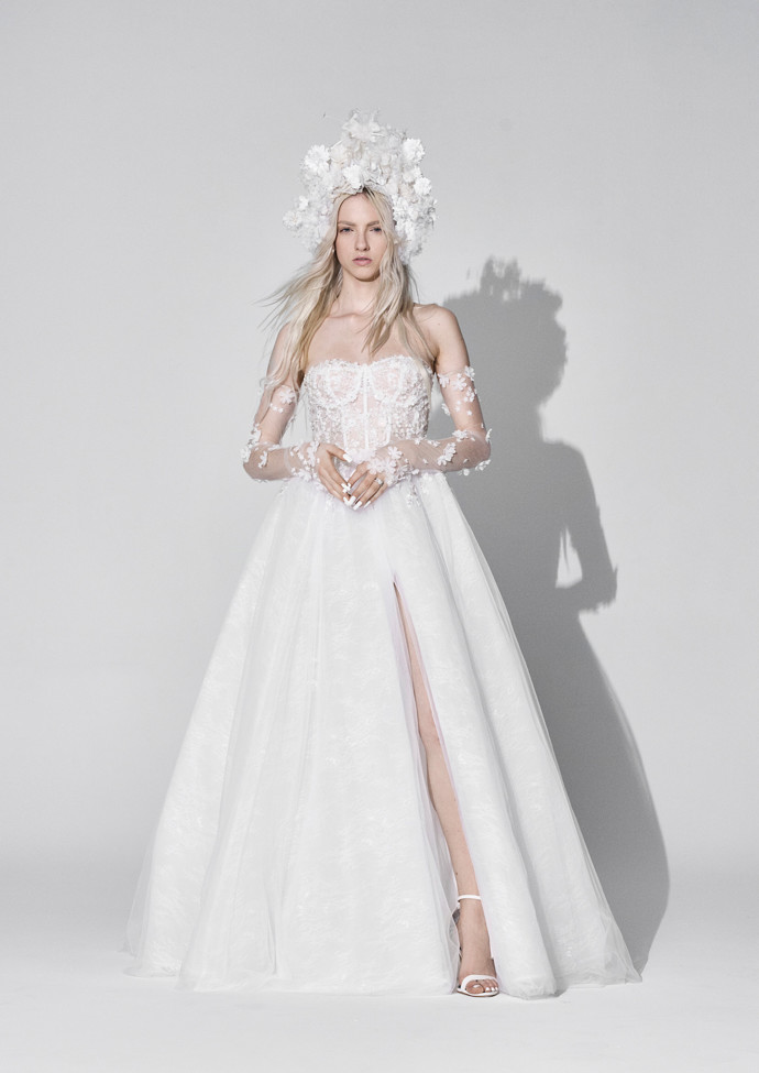 Vera Wang bridal
Vera Wang bridal