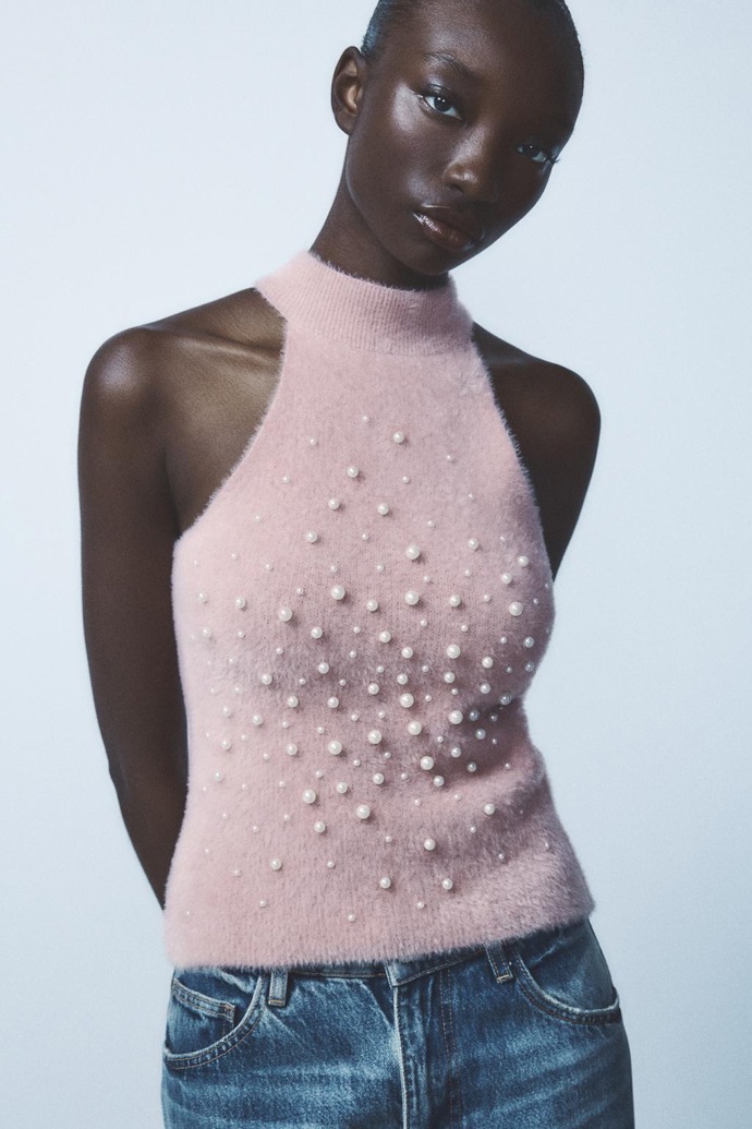 Halenka, Zara, 649
