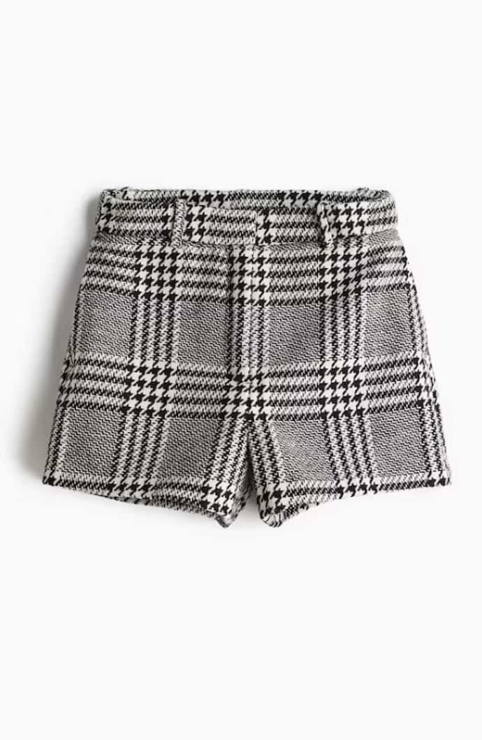 Elegantní šortky, H&M, 719 Kč
