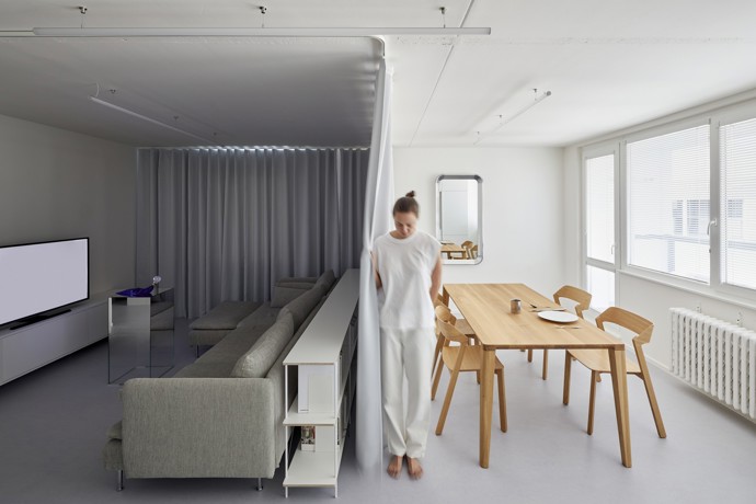 Rekonstrukce panelového bytu nemusí být nudná! Architekti René Dlesk a Tamara Kolaříková vytvořili pro paní H a její dva syny moderní a minimalistický prostor, kde se potkává funkčnost, estetika a osobitost. Odvážná změna dispozic přinesla více soukromí a svěží atmosféru.
Rekonstrukce panelového bytu nemusí být nudná! Architekti René Dlesk a Tamara Kolaříková vytvořili pro paní H a její dva syny moderní a minimalistický prostor, kde se potkává funkčnost, estetika a osobitost. Odvážná změna dispozic přinesla více soukromí a svěží atmosféru.