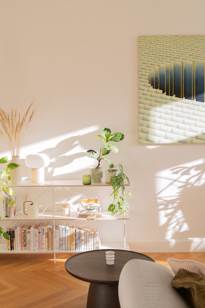 Studio COSMO proměnilo byt z 30. let v pražské Bubenči v moderní domov, který si zachovává historický šarm. Přečtěte si, jak architekti skloubili původní prvky s novým designem a vytvořili unikátní prostor plný elegance a funkčnosti.
Studio COSMO proměnilo byt z 30. let v pražské Bubenči v moderní domov, který si zachovává historický šarm. Přečtěte si, jak architekti skloubili původní prvky s novým designem a vytvořili unikátní prostor plný elegance a funkčnosti.