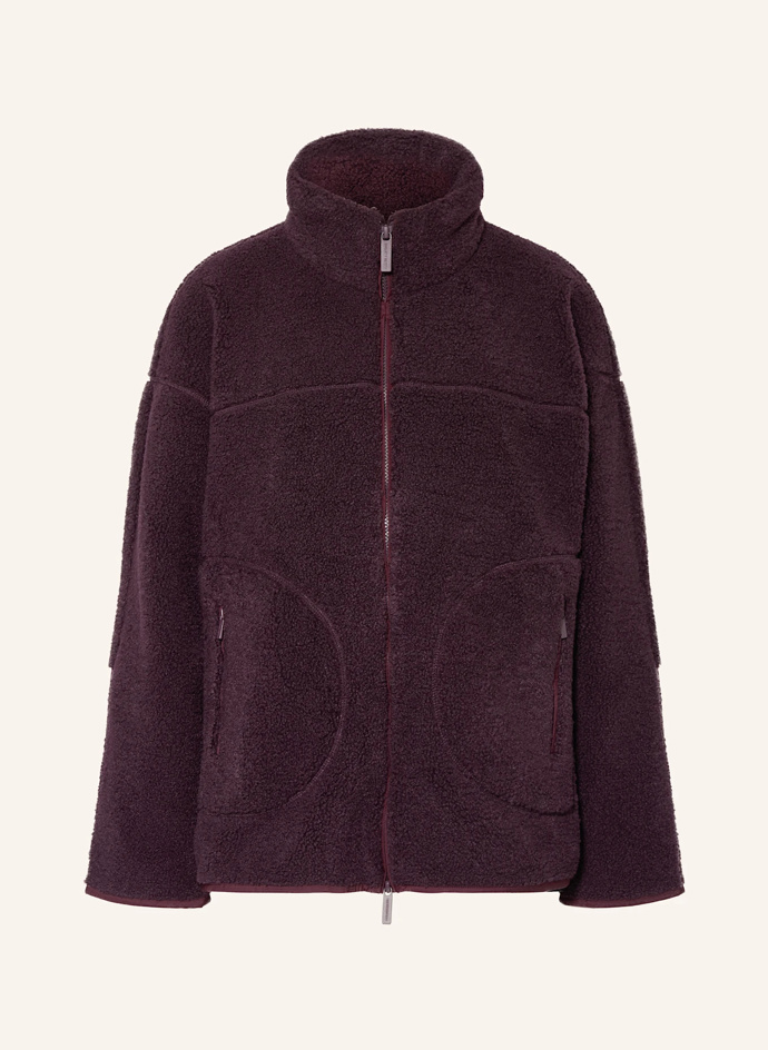 Plyšová bunda, Sweaty Betty, 3880 Kč
Plyšová bunda, Sweaty Betty, 3880 Kč