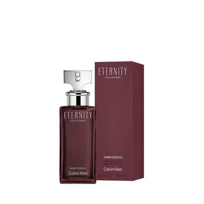 Moderní pojetí ambrového tónu oživené přirozeností děhelu a bohatostí květinového ylang-ylang. Calvin Klein ETERNITY AMBER ESSENCE, 1700 Kč/30 ml
