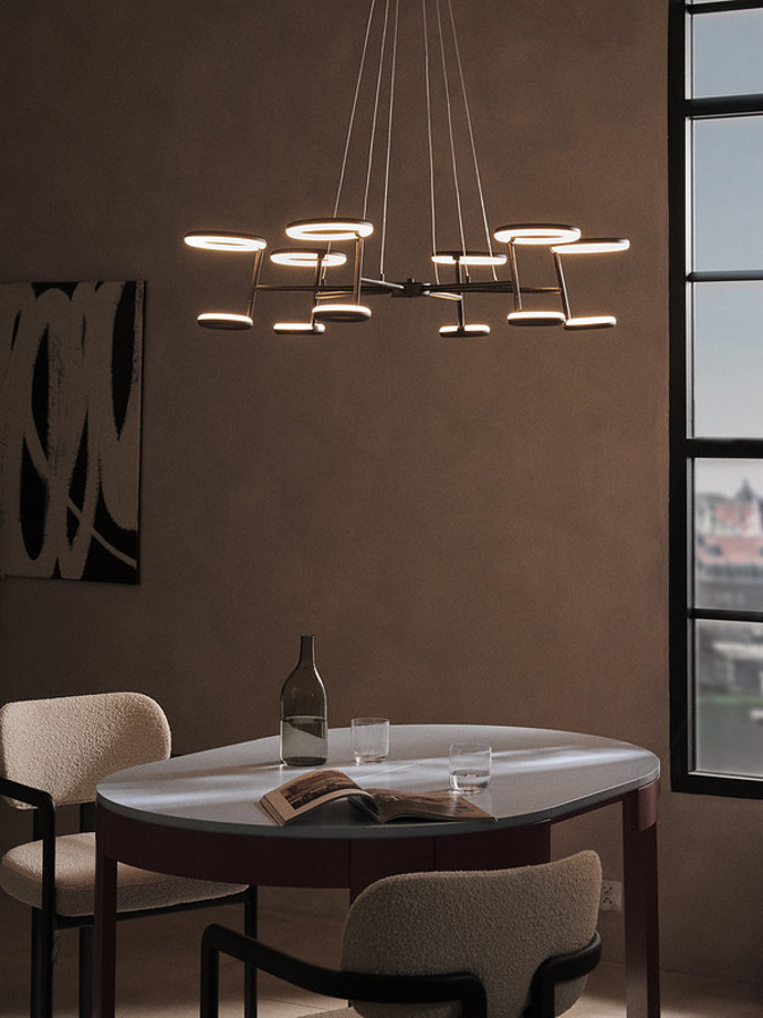 Závěsné LED svítidlo Odeon, Westwing Collection, 17 799 Kč
