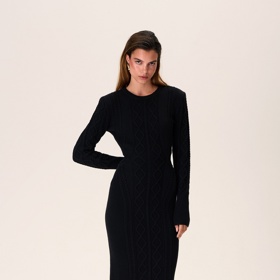 Adoore, 105 eur
