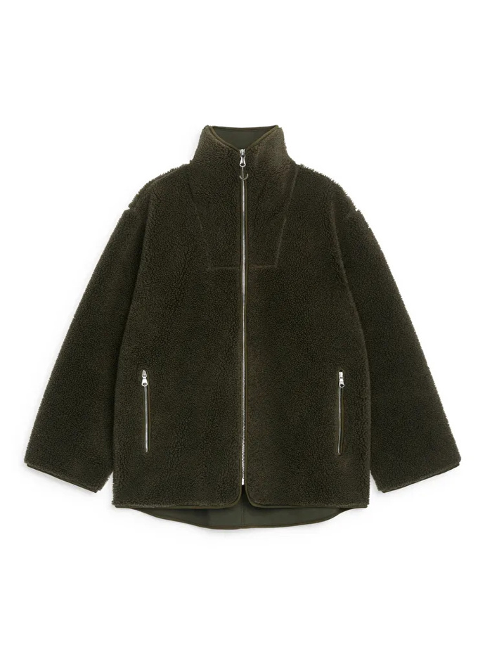 Fleecová bunda Pile Jacket, Arket, 129 eur
Fleecová bunda Pile Jacket, Arket, 129 eur