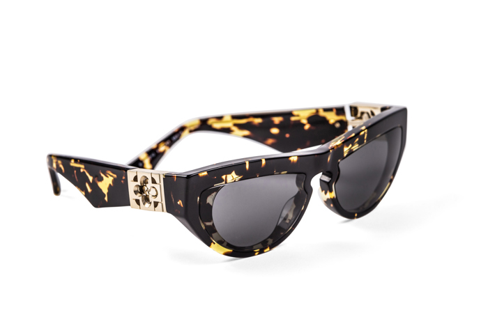 Sunglass Hut, 7526 Kč, Fashion Arena Prague Outlet
Sunglass Hut, 7526 Kč, Fashion Arena Prague Outlet