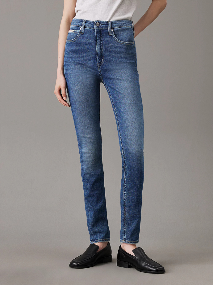 Calvin Klein, 2490 Kč
