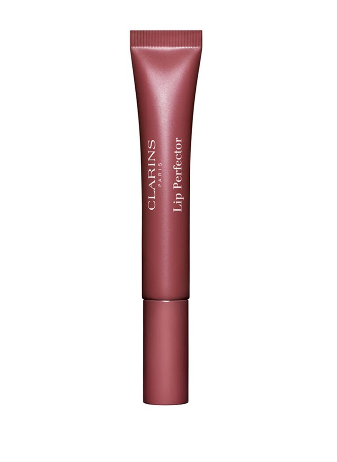 Clarins Lip Perfector Glow odstín Mulberry glow, 580 Kč
Clarins Lip Perfector Glow odstín Mulberry glow, 580 Kč
