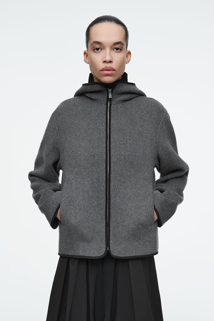Cos, 175 eur
Cos, 175 eur