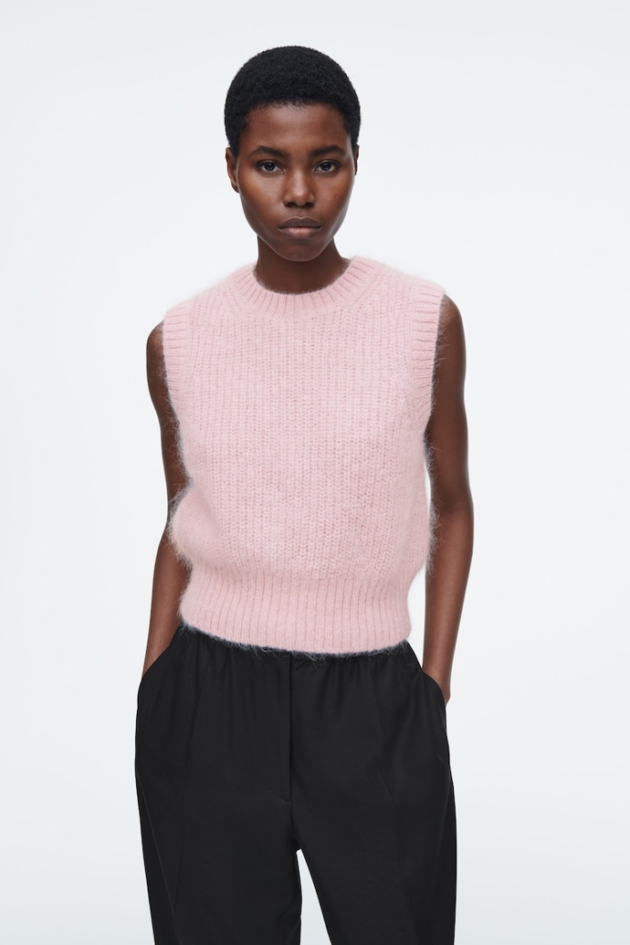 Cos, 89 eur
Cos, 89 eur