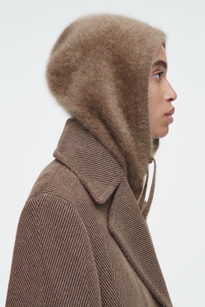 Balaklava, COS, 89 EUR
Balaklava, COS, 89 EUR