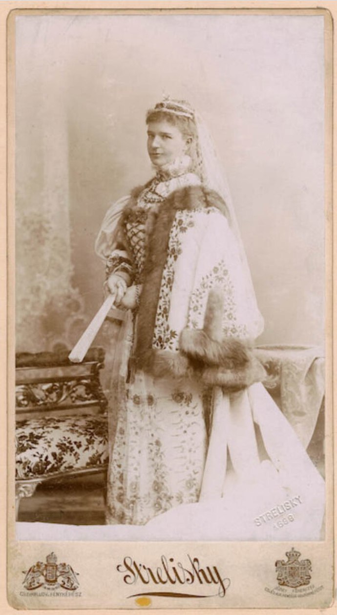 Hraběnka Irma Sztáray
