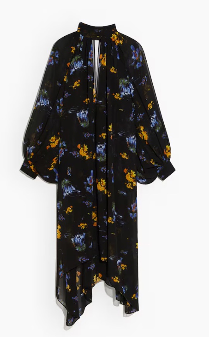 Šifonové šaty s květovaným vzorem, H&M, 1 899 Kč
