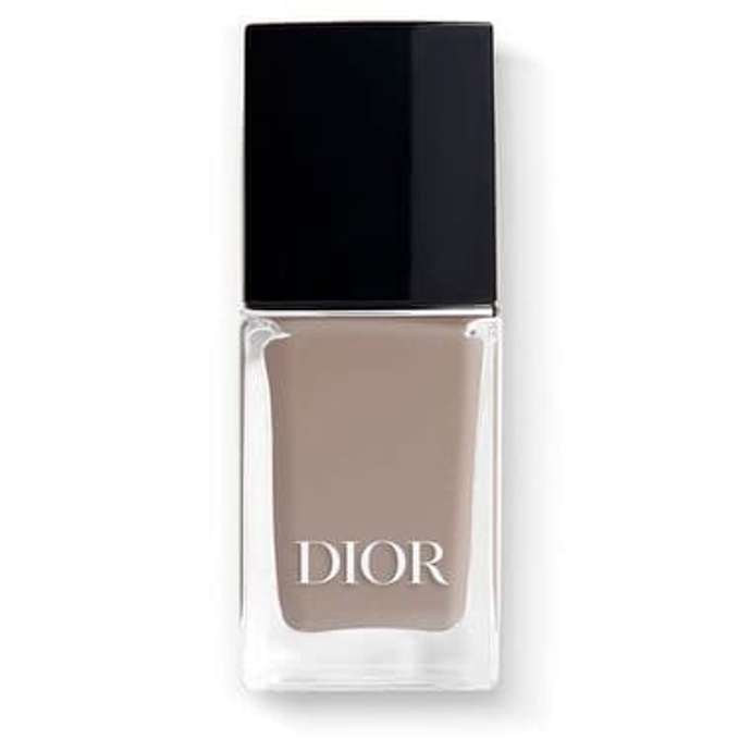 Lak na nehty, Dior, 872 Kč
