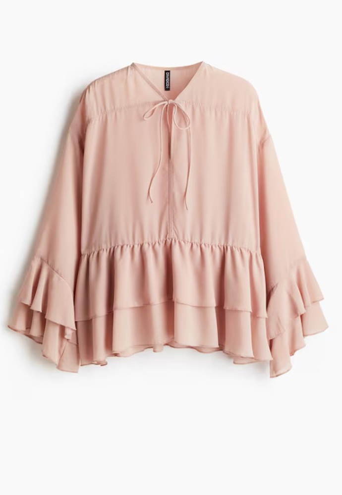 Šifonová halenka s volánky, H&M, 479 Kč
