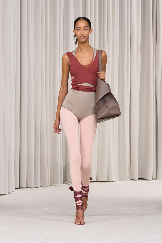 Sandy Liang jaro/léto 2025
