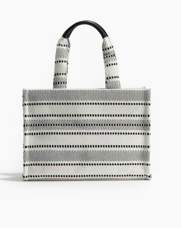 Taška shopper z bavlněné směsi, H&M, 839 Kč
