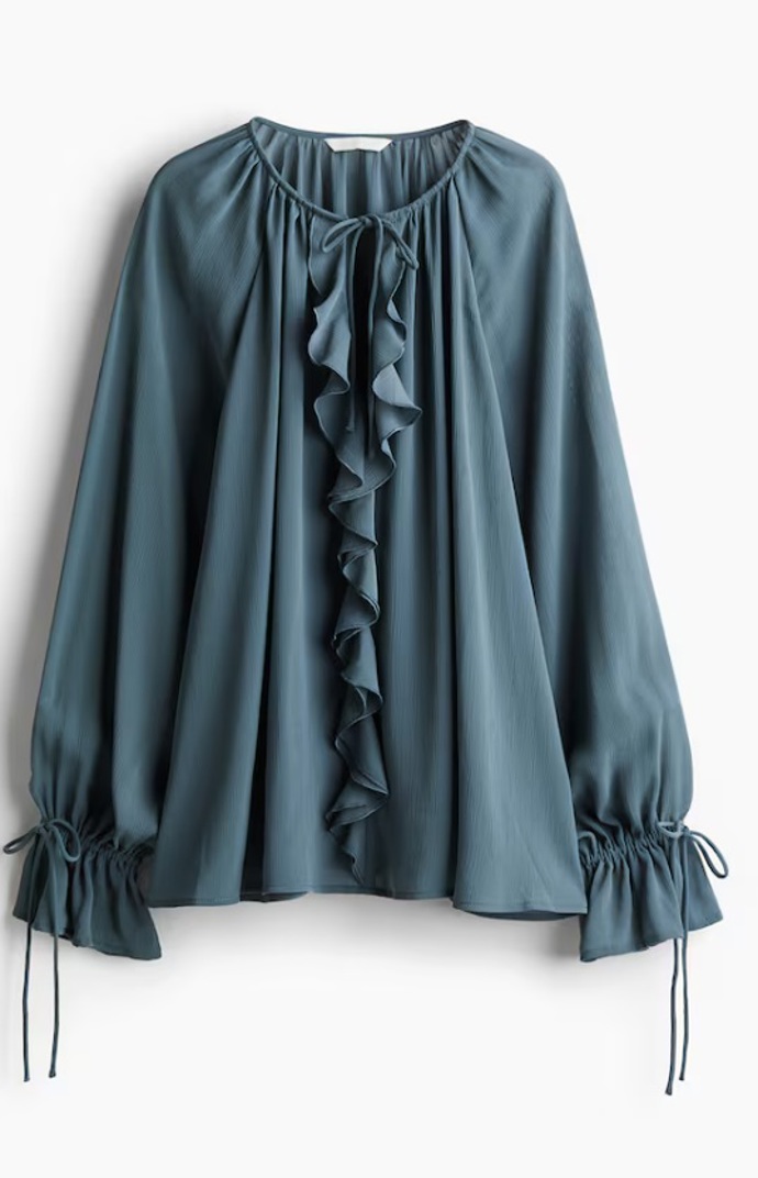 Volánková halenka, H&M, 599 Kč
