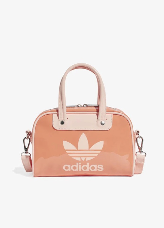 Sportovní bowlingová taška, adidas Originals, 1 000 Kč
