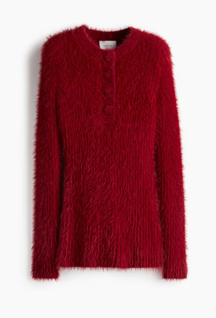 Svetr z huňatého úpletu, H&M, 749 Kč
