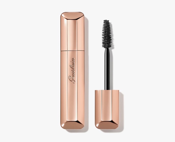 Voděodolná řasenka pro objem a zahuštění řas, GUERLAIN, 865 Kč
