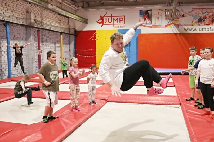 Jump Family aréna
Jump Family aréna