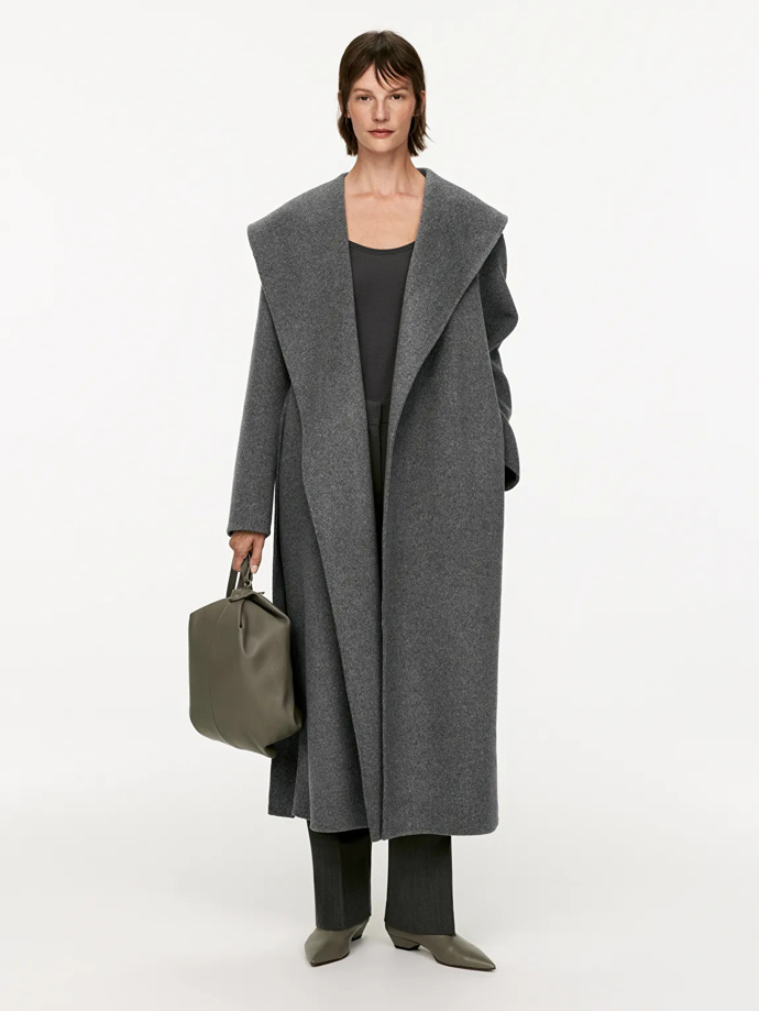 Kabát, Arket, 299 eur
Kabát, Arket, 299 eur