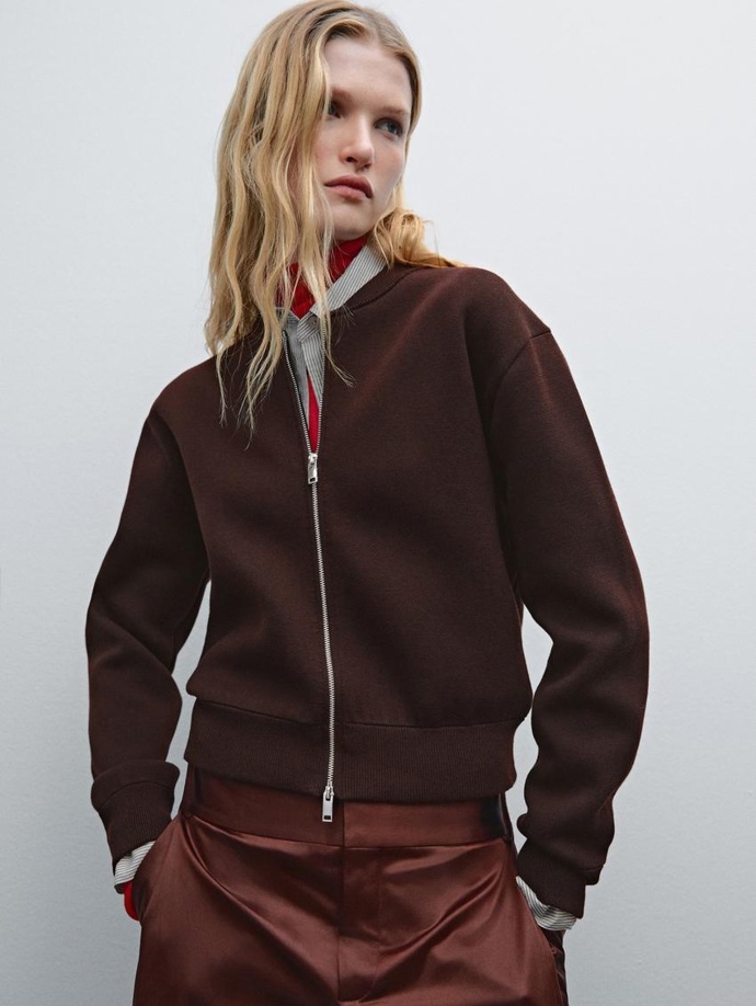 Kardigan, Massimo Dutti, 2699 Kč
Kardigan, Massimo Dutti, 2699 Kč