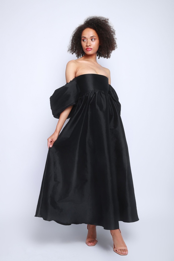 Kika Vargas, The Dress Prague, 6900 Kč
