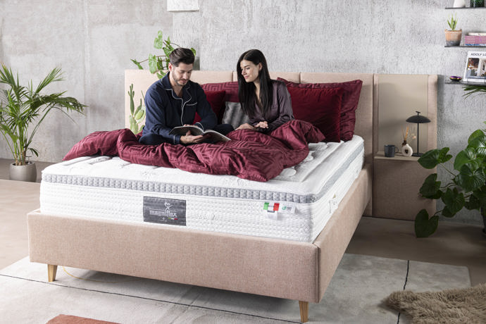Matrace Armonia Memoform Dual 12 nejenom zajišťuje správnou oporu těla, ale díky inovativním materiálům, jako je paměťová pěna Memoform, se přizpůsobí křivkám vašeho těla a poskytne maximální relaxaci.
