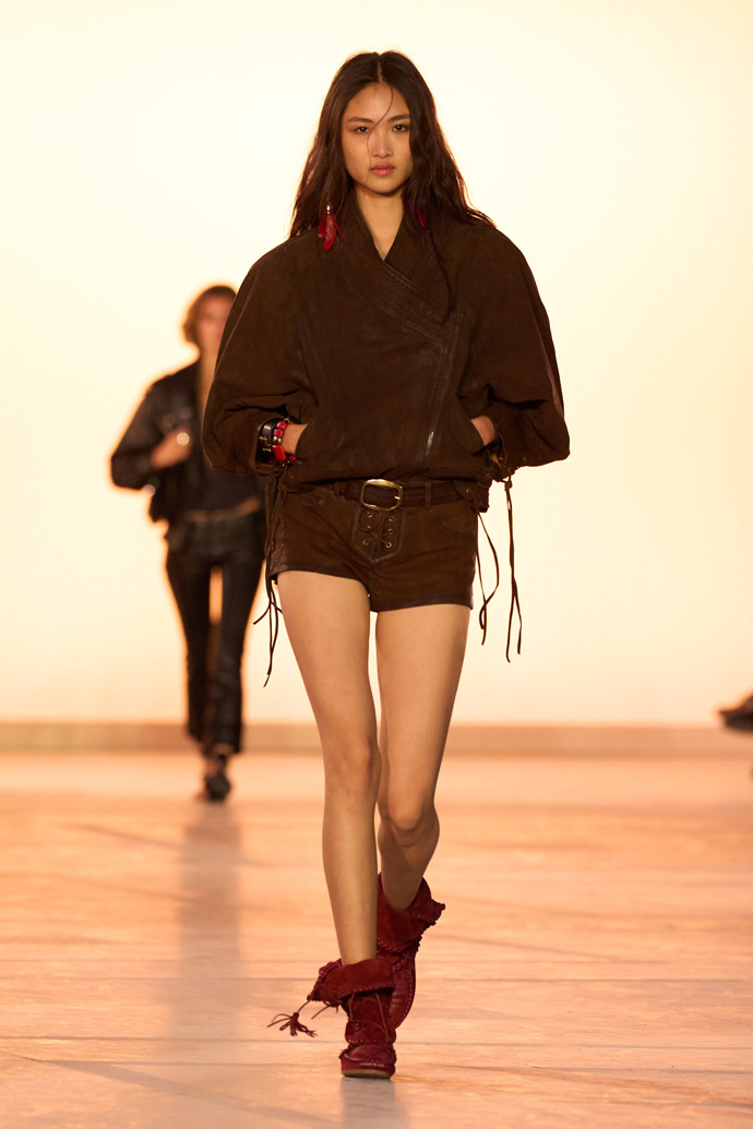 Isabel Marant S25
Isabel Marant S25