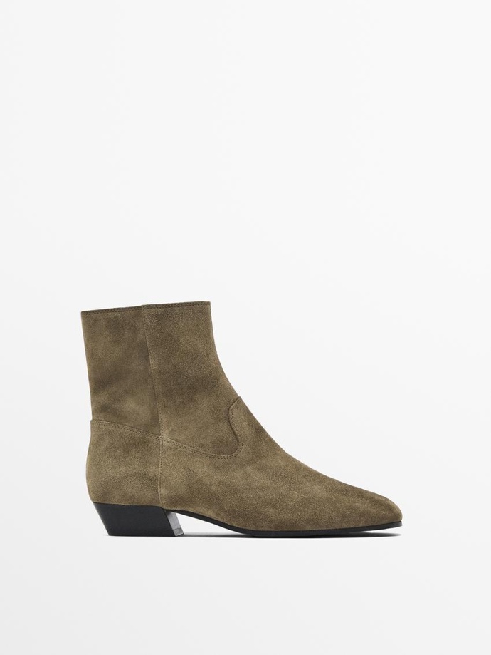 Massimo Dutti, 3999 Kč
Massimo Dutti, 3999 Kč