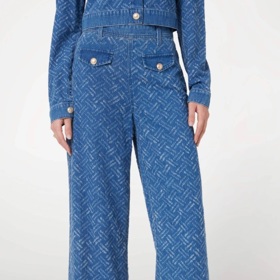 Široké džíny, Guess, 3 890 Kč
