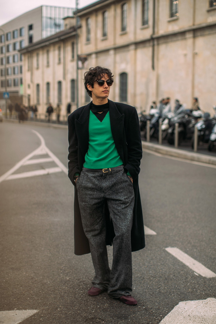 Inspirace z módního veletrhu Pitti Uomo a pánských fashion weeků 2025 z Milána a Paříže.
