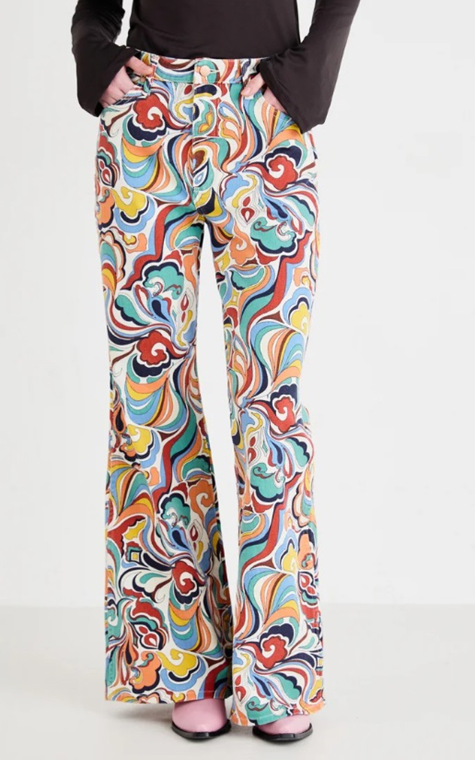Hippie džíny do zvonu, Wrangler, 3 000 Kč
Hippie džíny do zvonu, Wrangler, 3 000 Kč