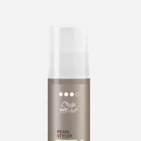 Wella Profesionals gel na vlasy, Douglas, 499 Kč
