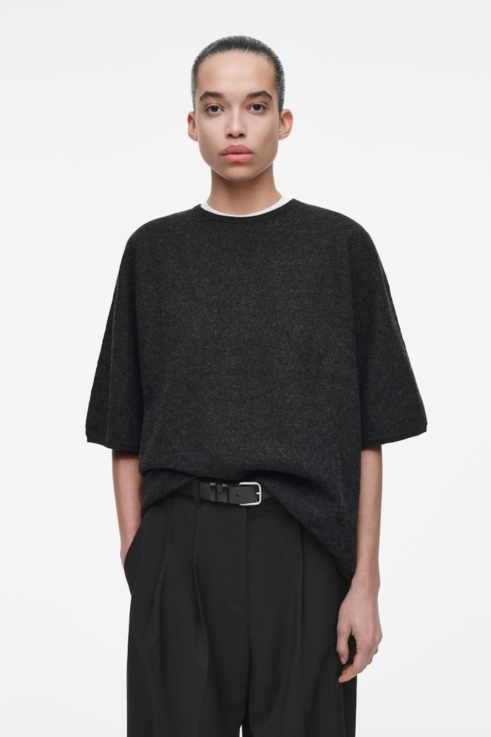 Pletený top, Cos, 89 eur
Pletený top, Cos, 89 eur