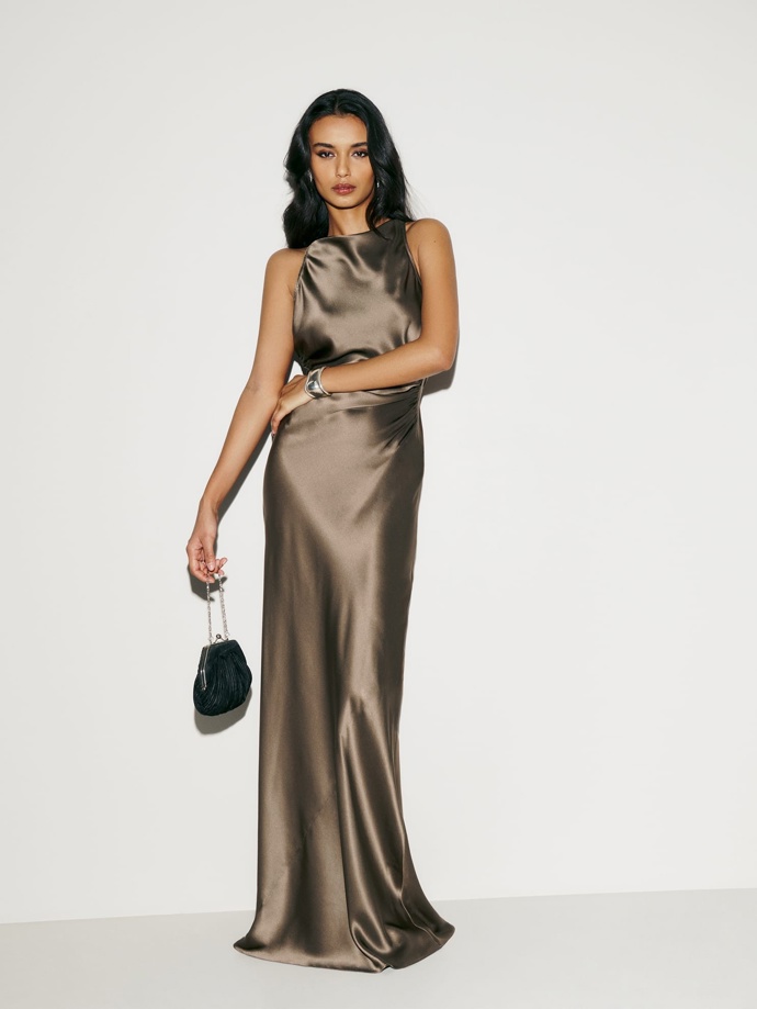Reformation, 13 500 Kč
Reformation, 13 500 Kč