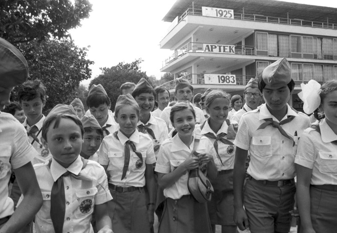 pionýrská organizace byla vstupenkou k lepšímu vzdělávání
