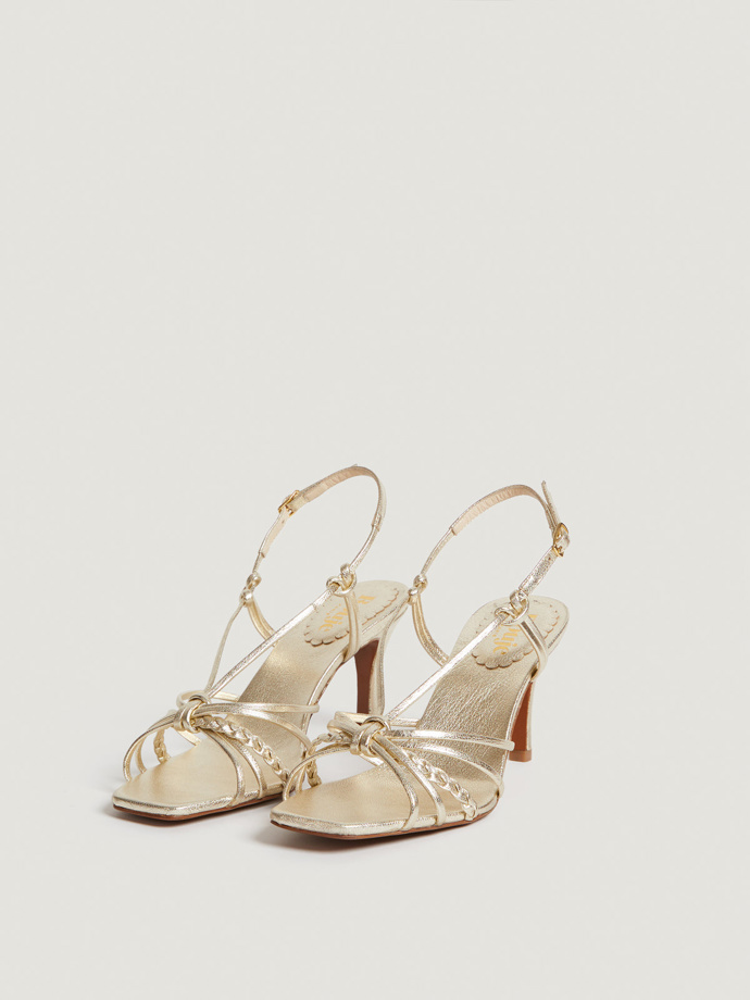 Rouje, 240 eur
Rouje, 240 eur