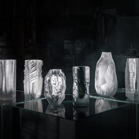 Contemporary UNREALITY, Rückl
