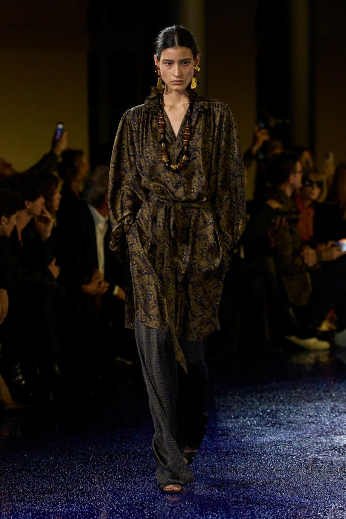 Saint Laurent S25
Saint Laurent S25