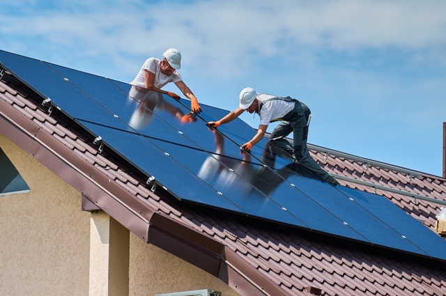 Instalace solárních panelů
