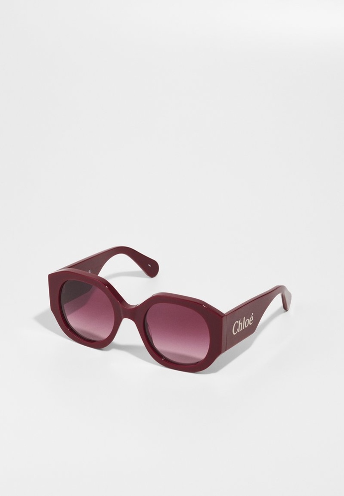 Sluneční brýle, Chloé, 8530 Kč
Sluneční brýle, Chloé, 8530 Kč