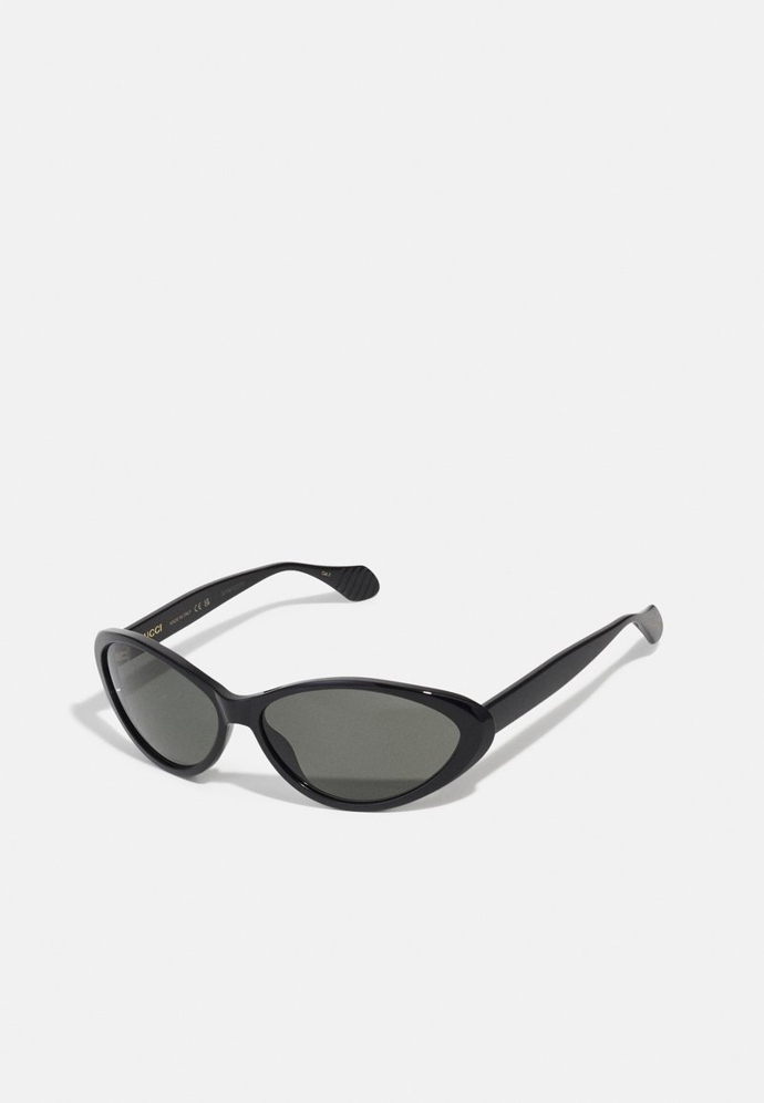 Sluneční brýle, Gucci, 10450 Kč
Sluneční brýle, Gucci, 10450 Kč