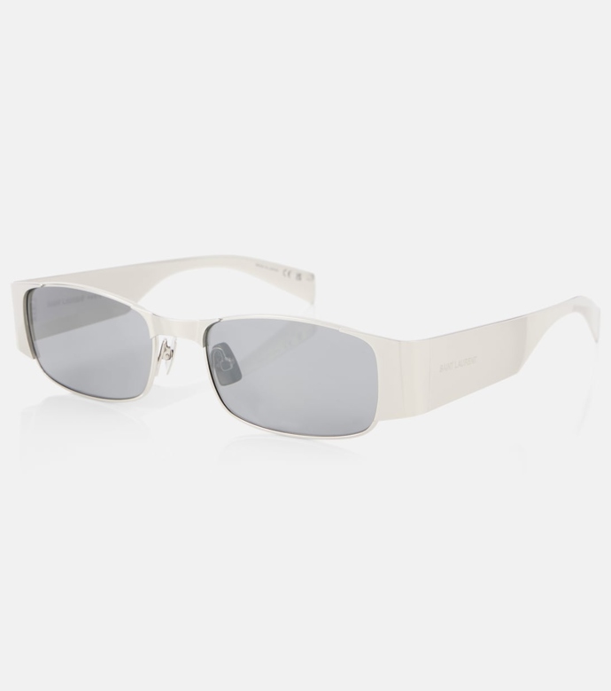Sluneční brýle obdélníkové, Saint Laurent, 405 eur
Sluneční brýle obdélníkové, Saint Laurent, 405 eur