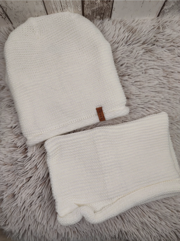 Pletená čepice s nákrčníkem, bílý set (i jiné barvy), umaminek.cz, 275 Kč
