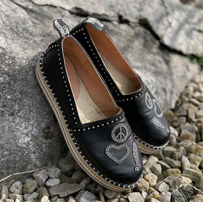 Espadrilky dámské Love Moschino s druky, 38, 1000 Kč
